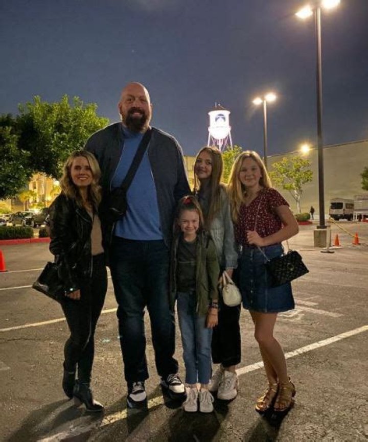 Does Paul Wight Have Children? A Look Into His Family Life