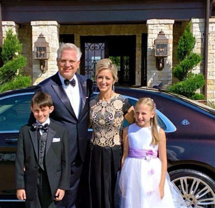Glenn Beck Daughter Hannah Beck And Their Beautiful Family
