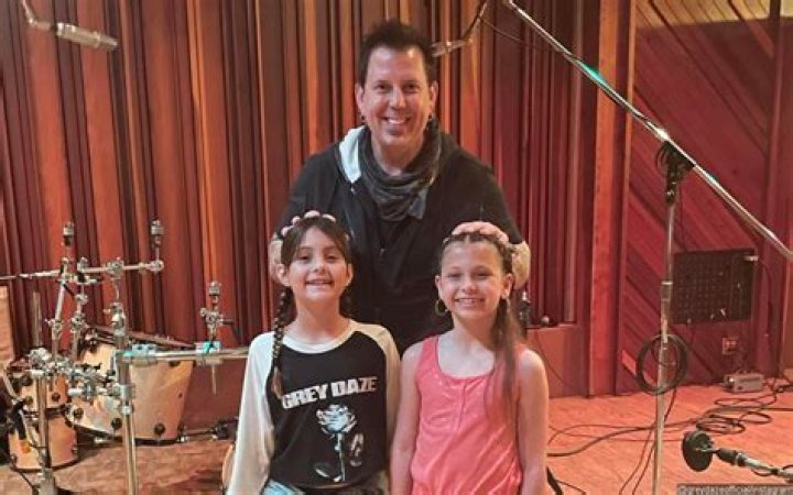 Meet Chester Bennington's Twin Daughters: Resilience, Strength, And Hope