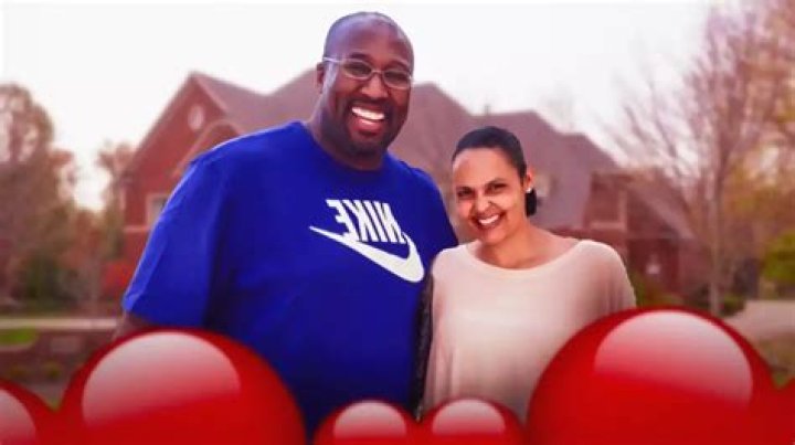 Meet Mike Brown wife, Carolyn Brown