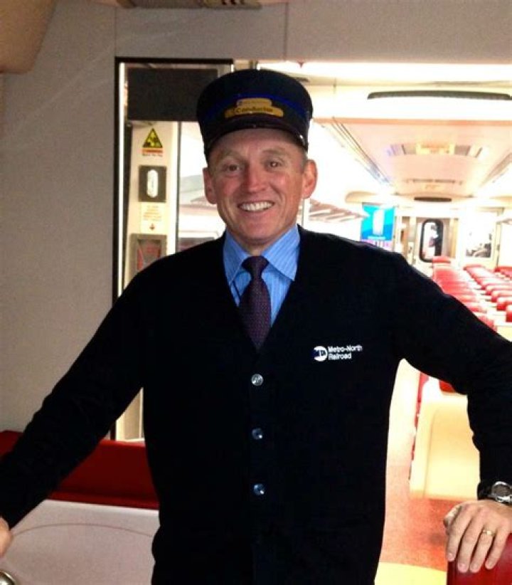 Michael Olszyk died at 34, Former Metro North Conductor GoFundMe