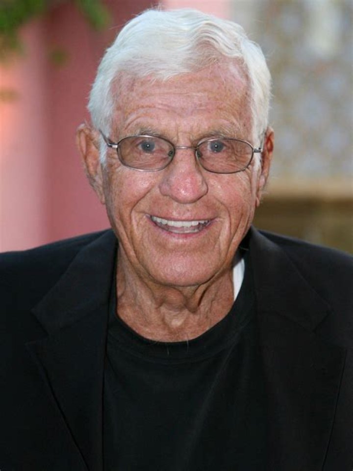 Uncover The Secrets Behind Jerry Van Dyke's Net Worth And Illustrious Career