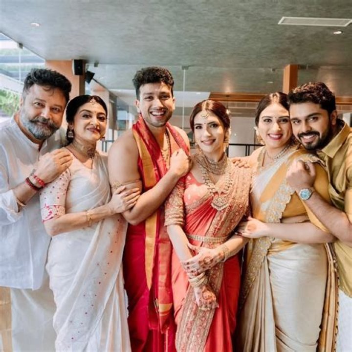 Unveiling The Unsung Influences: Tarini Kalingarayar's Parents Revealed
