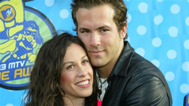 What Is Ryan Reynolds Age Difference With Ex-Fiance Alanis Morissette?
