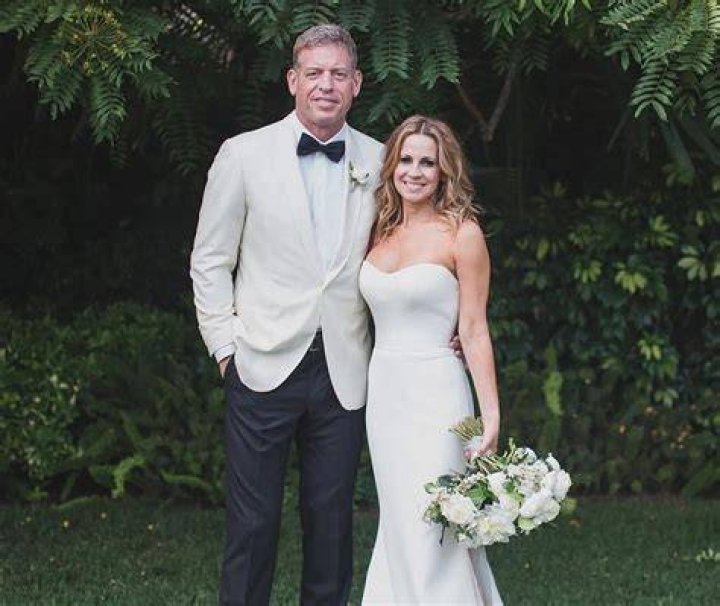 Who is Troy Aikman wife Catherine Mooty?